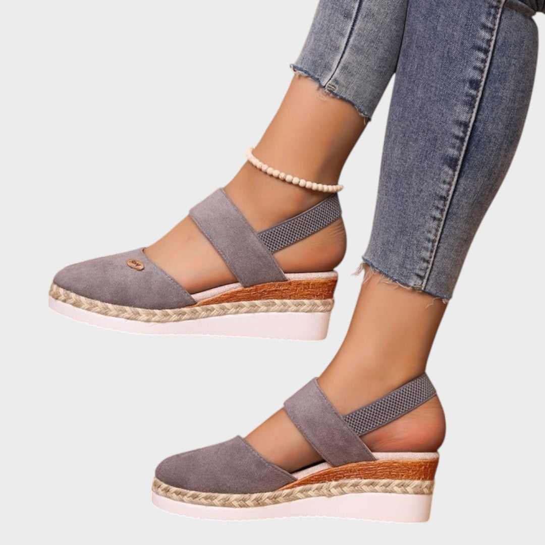 Sandalias ortopédicas con plataforma