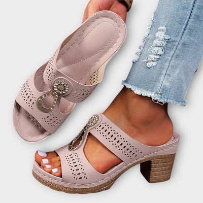 Sandalias ortopédicas elegantes y cómodas