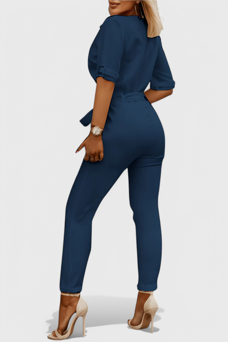 Mono con Elegancia Sin Esfuerzo