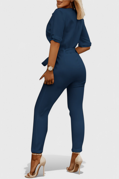 Mono con Elegancia Sin Esfuerzo