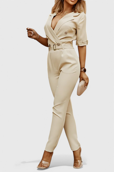 Mono con Elegancia Sin Esfuerzo