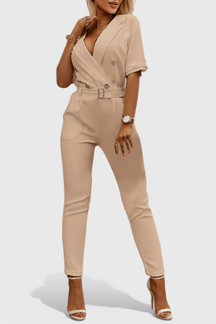 Mono con Elegancia Sin Esfuerzo